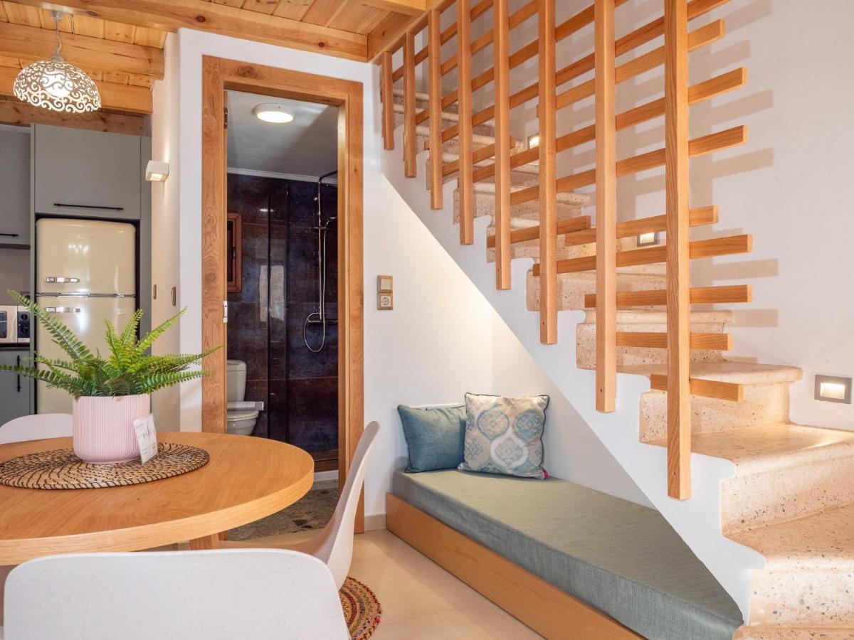 Captain'S Memories Stylish Harbour Apartments Χάλκη Εξωτερικό φωτογραφία