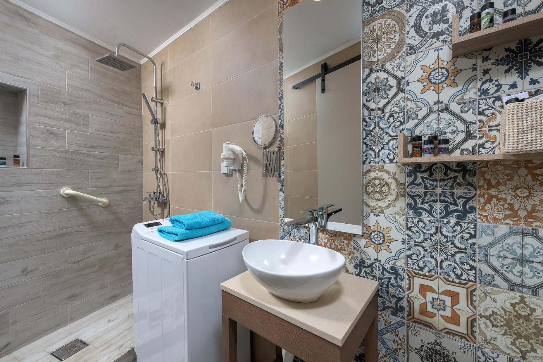 Captain'S Memories Stylish Harbour Apartments Χάλκη Εξωτερικό φωτογραφία