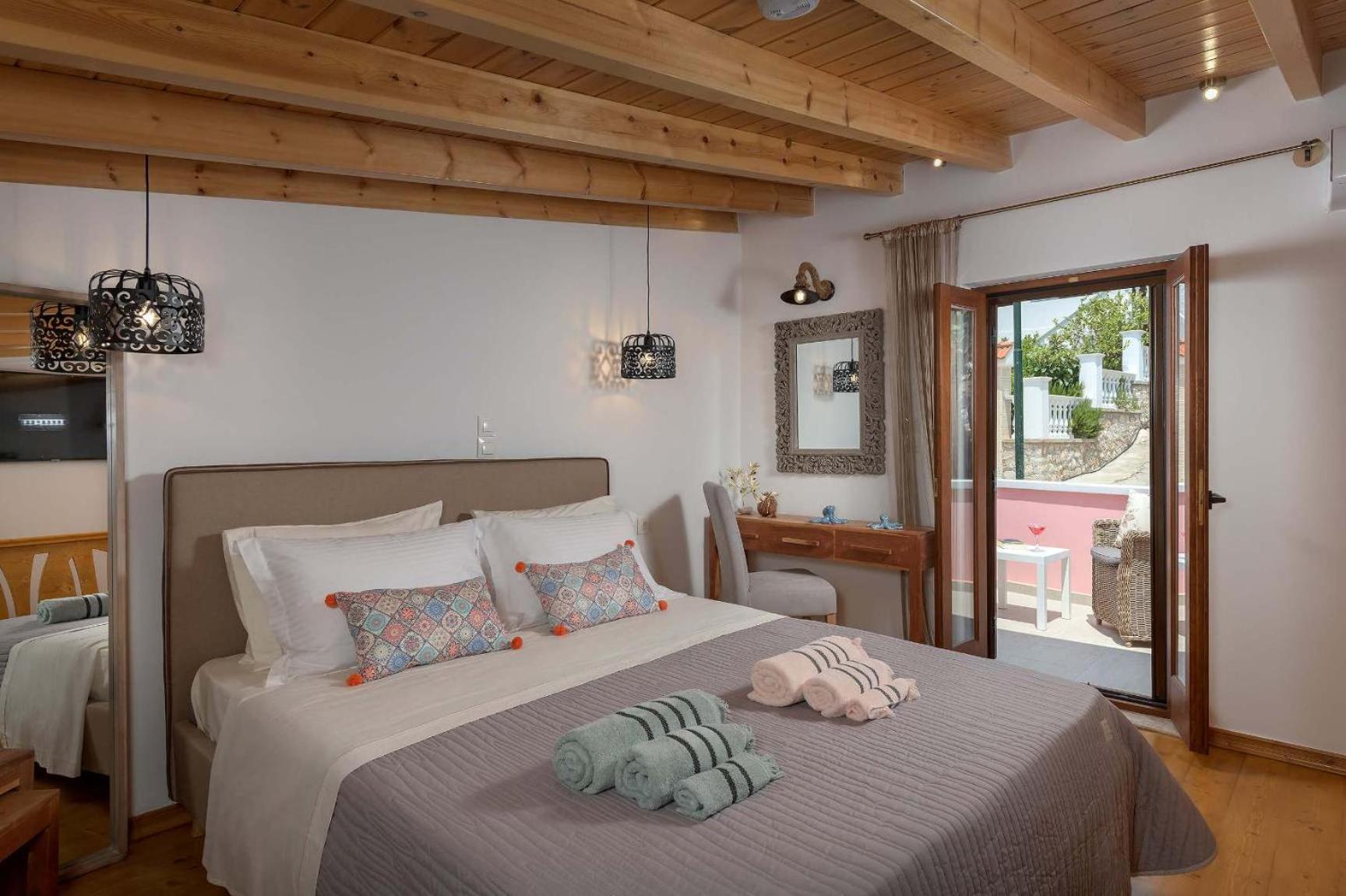 Captain'S Memories Stylish Harbour Apartments Χάλκη Εξωτερικό φωτογραφία